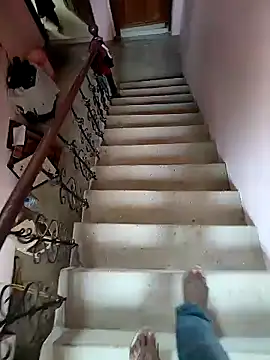 COUPLLE VILLAGE online show from January 18, 2025, 6:24 am