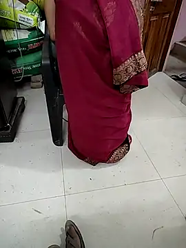 COUPLLE VILLAGE online show from February 27, 2025, 3:25 am