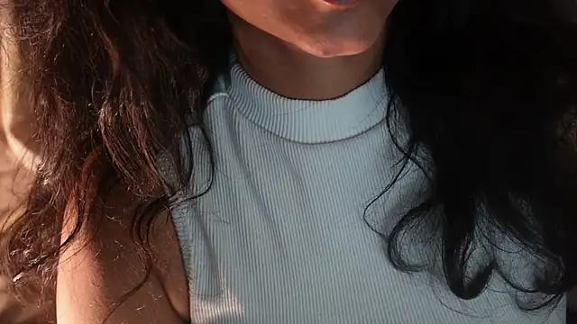 -AyeshaSinghania- online show from September 23, 2025, 10:18 am