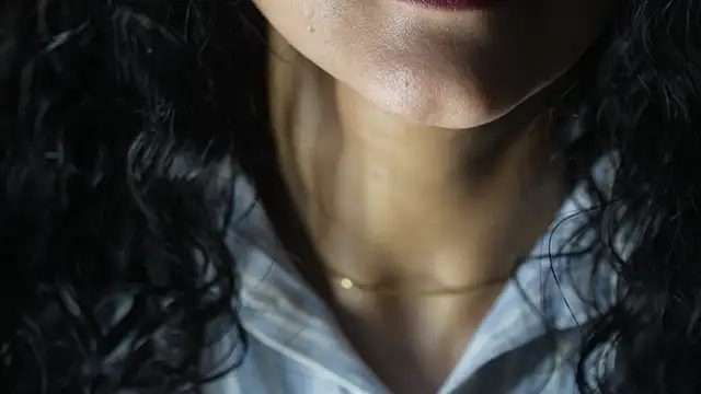 -AyeshaSinghania- online show from April 25, 2026, 12:30 pm