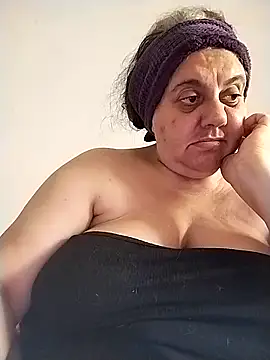 BustyBabyOfficial online show from November 9, 2025, 1:20 pm