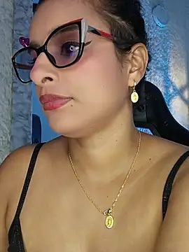 Alizon 1 online show from July 28, 2026, 8:01 pm