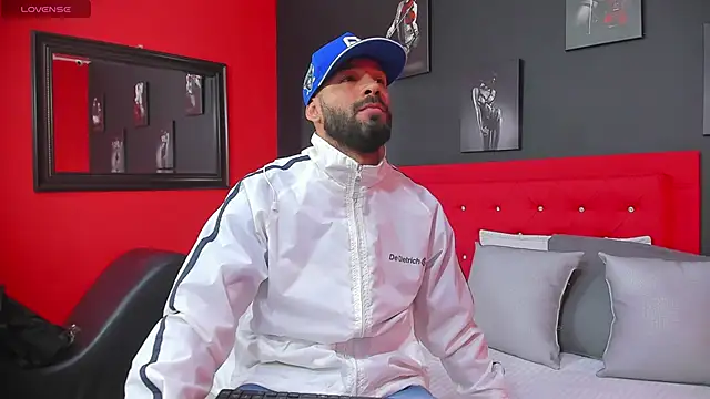 Thiagogomez online show from February 28, 2025, 12:20 pm