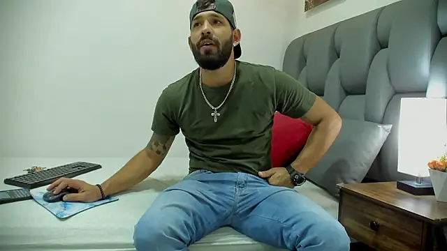 Thiagogomez online show from March 4, 2026, 7:20 pm