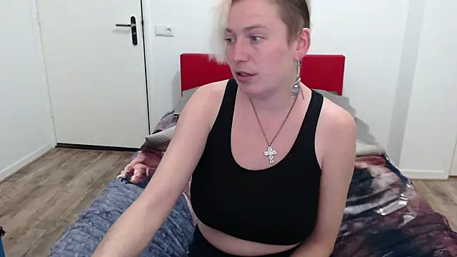 cumfun online show from February 5, 2025, 6:37 pm