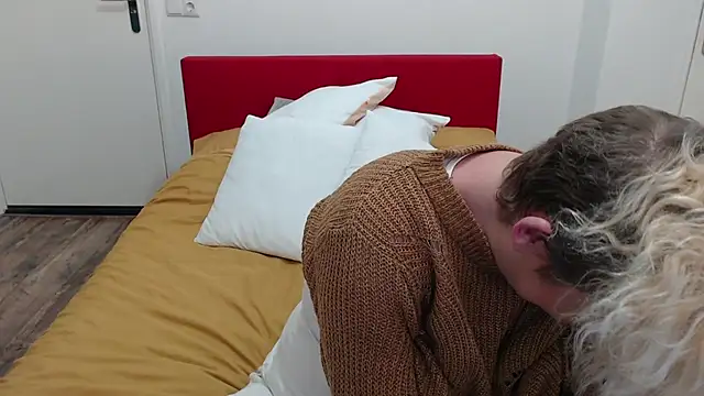 cumfun online show from February 27, 2025, 10:09 pm