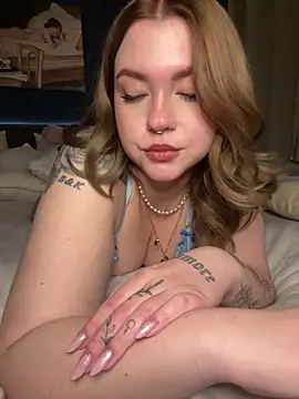 VictoriaLaFleur online show from December 4, 2024, 8:51 pm