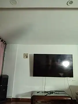 Snapshot of Briiiaa chatting on May 23, 2026, 3:01 am Briiiaa online show from May 23, 2026, 3:01 am