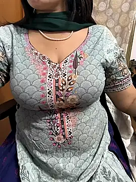 lovely zara online show from February 24, 2025, 6:16 am