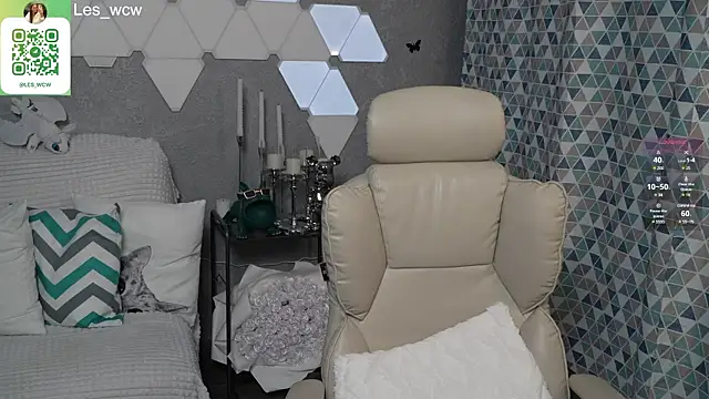 Snapshot of HarleyDeess chatting on March 13, 2025, 11:05 pm HarleyDeess online show from March 13, 2025, 11:05 pm