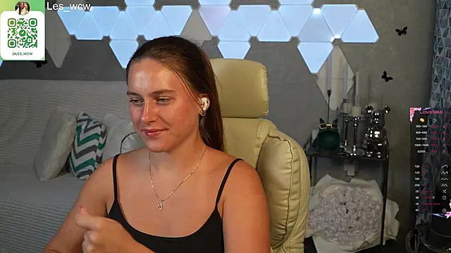 Snapshot of HarleyDeess chatting on September 17, 2025, 7:26 pm HarleyDeess online show from September 17, 2025, 7:26 pm