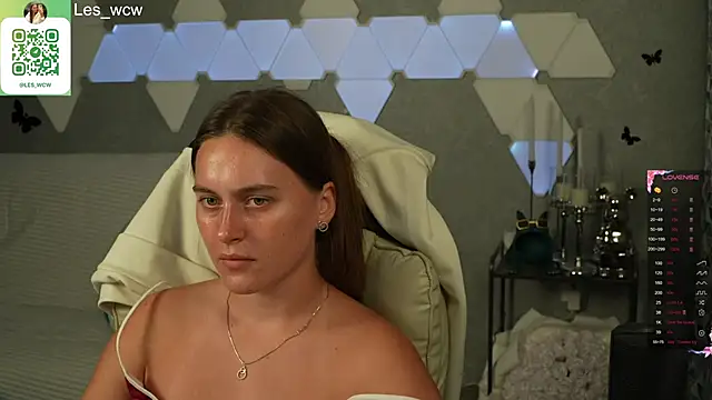 Snapshot of HarleyDeess chatting on September 22, 2025, 2:02 am HarleyDeess online show from September 22, 2025, 2:02 am