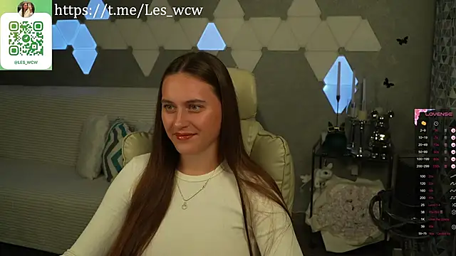 Snapshot of HarleyDeess chatting on September 28, 2025, 8:47 pm HarleyDeess online show from September 28, 2025, 8:47 pm