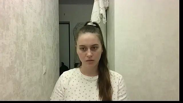 Snapshot of HarleyDeess chatting on November 1, 2025, 2:13 am HarleyDeess online show from November 1, 2025, 2:13 am