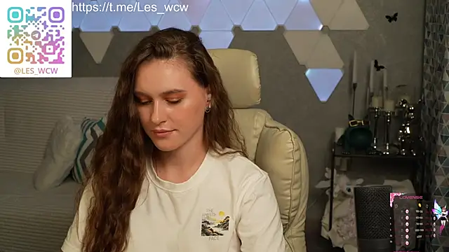 Snapshot of HarleyDeess chatting on November 5, 2025, 9:26 pm HarleyDeess online show from November 5, 2025, 9:26 pm