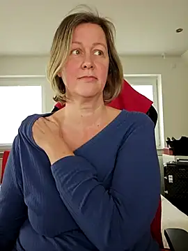 MarleneBloem online show from March 12, 2025, 4:24 pm