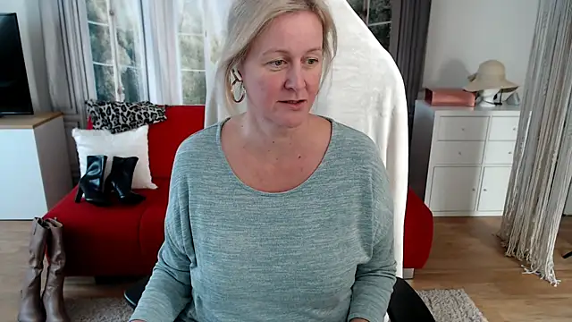 MarleneBloem online show from September 22, 2025, 1:24 pm