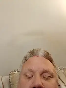 Snapshot of Jbirdb48 chatting on November 24, 2025, 6:07 pm Jbirdb48 online show from November 24, 2025, 6:07 pm