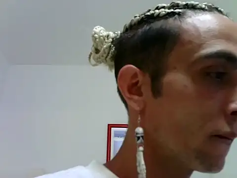Snapshot of xxxlecram chatting on May 18, 2026, 7:52 pm xxxlecram online show from May 18, 2026, 7:52 pm