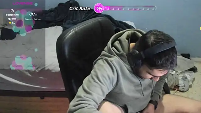 Fatbear-xavi online show from November 18, 2025, 5:01 am