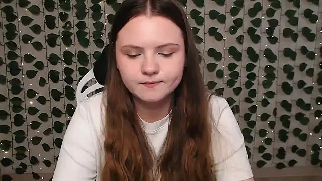 Snapshot of IxxiLiana chatting on February 1, 2025, 7:15 am IxxiLiana online show from February 1, 2025, 7:15 am