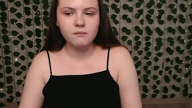 Snapshot of IxxiLiana chatting on February 2, 2025, 7:09 am IxxiLiana online show from February 2, 2025, 7:09 am