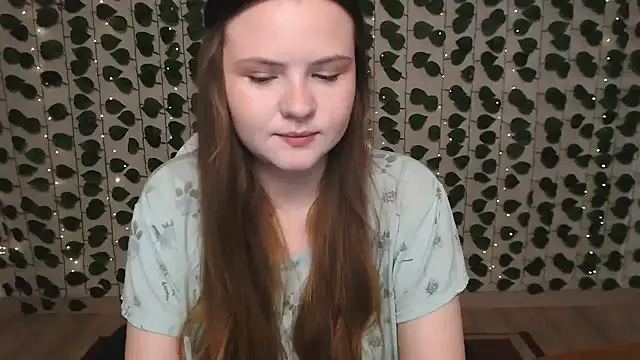 Snapshot of IxxiLiana chatting on February 27, 2025, 5:13 am IxxiLiana online show from February 27, 2025, 5:13 am