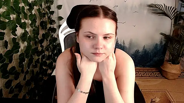 Snapshot of IxxiLiana chatting on March 19, 2025, 8:12 am IxxiLiana online show from March 19, 2025, 8:12 am