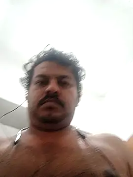 Snapshot of abinrock chatting on July 7, 2026, 2:32 pm abinrock online show from July 7, 2026, 2:32 pm