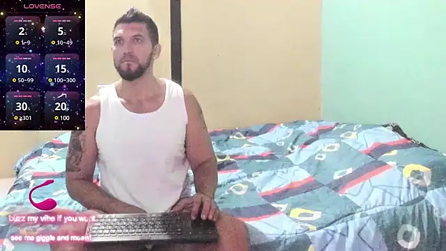 Snapshot of JULESLAKES chatting on February 11, 2025, 2:24 pm JULESLAKES online show from February 11, 2025, 2:24 pm