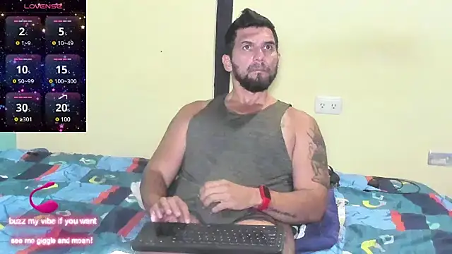 Snapshot of JULESLAKES chatting on February 20, 2025, 7:41 pm JULESLAKES online show from February 20, 2025, 7:41 pm