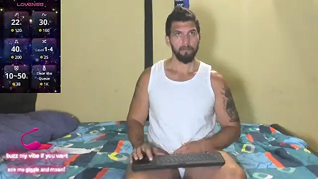 Snapshot of JULESLAKES chatting on February 25, 2025, 11:22 pm JULESLAKES online show from February 25, 2025, 11:22 pm