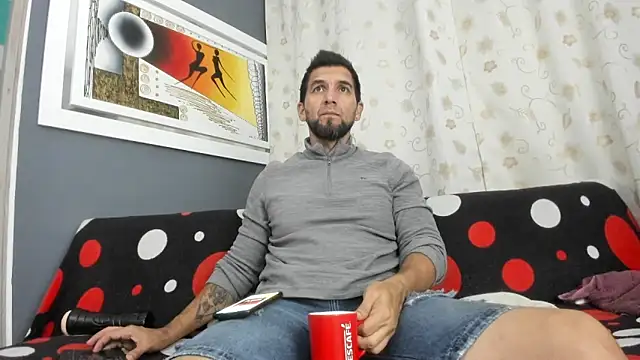 Snapshot of JULESLAKES chatting on October 6, 2025, 1:19 pm JULESLAKES online show from October 6, 2025, 1:19 pm