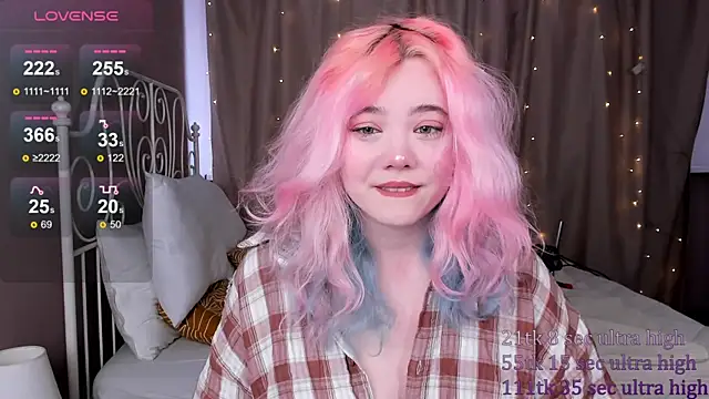   KawaiiYuki   online show from February 22, 2025, 8:50 am