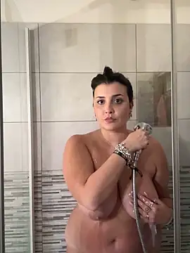 Novababy18 online show from December 11, 2024, 3:05 pm