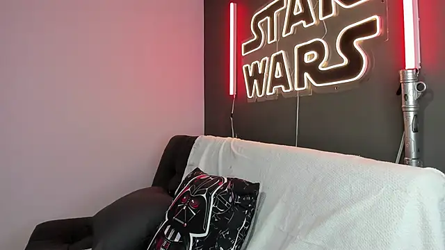 miiss anna online show from January 18, 2025, 11:00 am