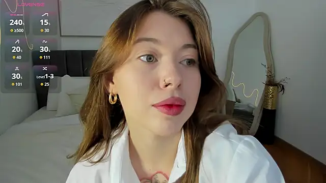 Snapshot of SimonaGerry chatting on May 27, 2026, 4:42 am SimonaGerry online show from May 27, 2026, 4:42 am