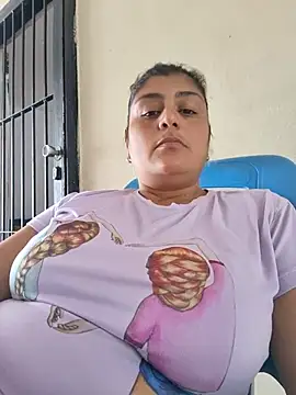 AlyDenalioficial online show from June 11, 2026, 1:53 pm