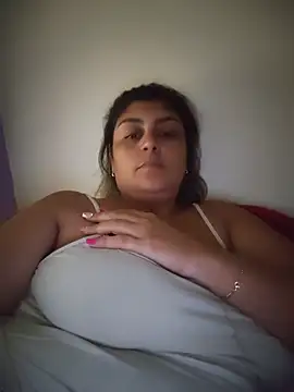 AlyDenalioficial online show from July 9, 2026, 4:22 pm