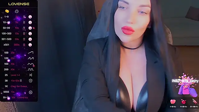 Snapshot of blackberry_star chatting on December 6, 2024, 11:33 am blackberry star online show from December 6, 2024, 11:33 am