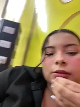 aneesa darzi online show from March 8, 2025, 12:00 am