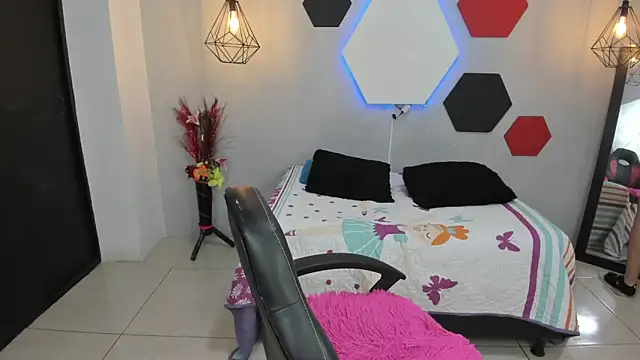 martinaclark online show from January 21, 2025, 3:04 am