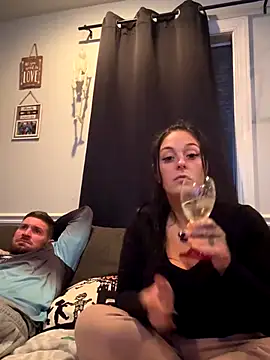 Snapshot of Chloexx69 chatting on November 6, 2025, 12:22 am Chloexx69 online show from November 6, 2025, 12:22 am