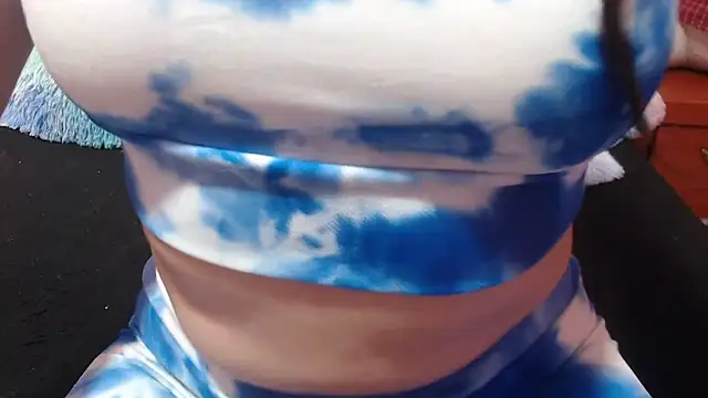 Snapshot of nadescomthxx chatting on December 10, 2024, 3:30 am nadescomthxx online show from December 10, 2024, 3:30 am