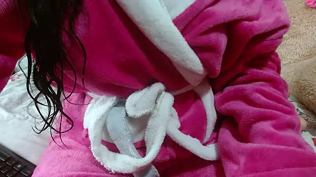 Snapshot of nadescomthxx chatting on March 3, 2025, 5:18 pm nadescomthxx online show from March 3, 2025, 5:18 pm