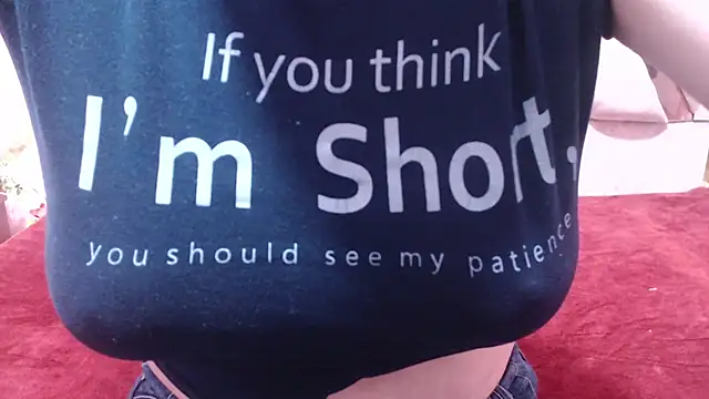 Snapshot of nadescomthxx chatting on October 16, 2025, 2:07 pm nadescomthxx online show from October 16, 2025, 2:07 pm