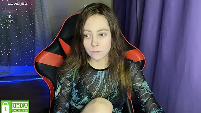 Snapshot of Natural_babe666 chatting on December 4, 2025, 9:51 am Natural babe666 online show from December 4, 2025, 9:51 am