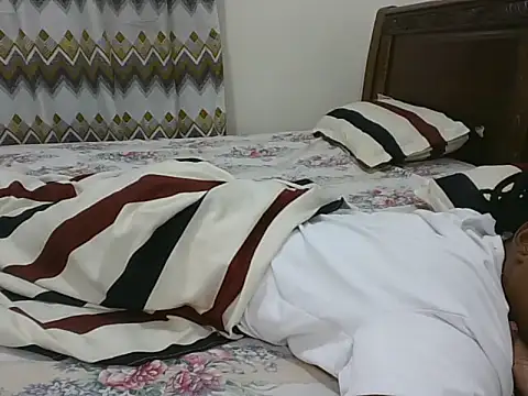 sexy  candyy online show from July 28, 2026, 8:52 pm