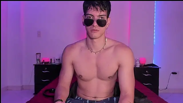 magnusifrit online show from February 13, 2025, 9:49 pm