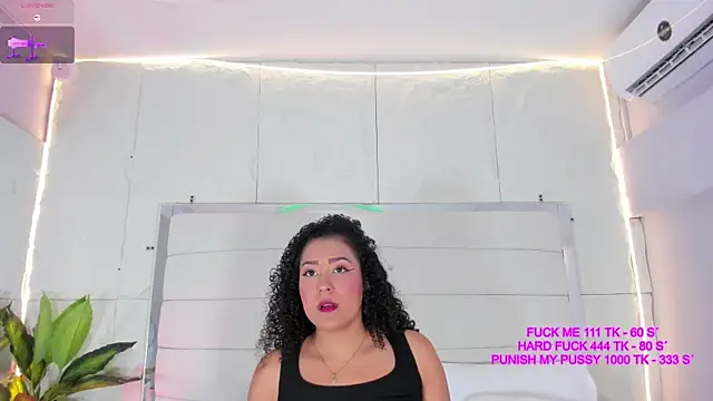 Ashleyy23x online show from February 24, 2026, 7:34 pm